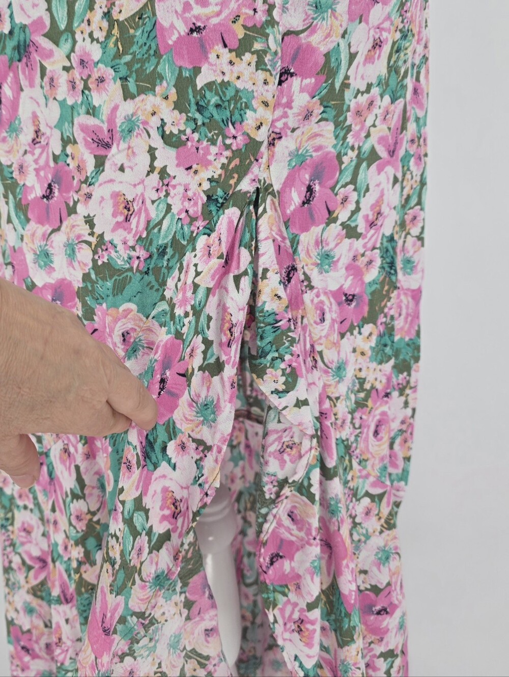 ASTR The Label Floral Cutout Maxi Dress Puff Sleeve Sweetheart Neck Size Small - Picture 7 of 13